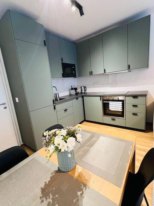 Nika Apartments Prague 5 מראה חיצוני תמונה