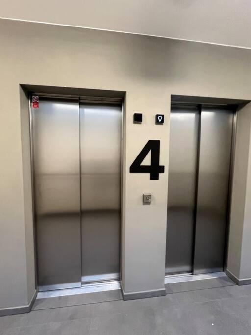 Nika Apartments Prague 5 מראה חיצוני תמונה